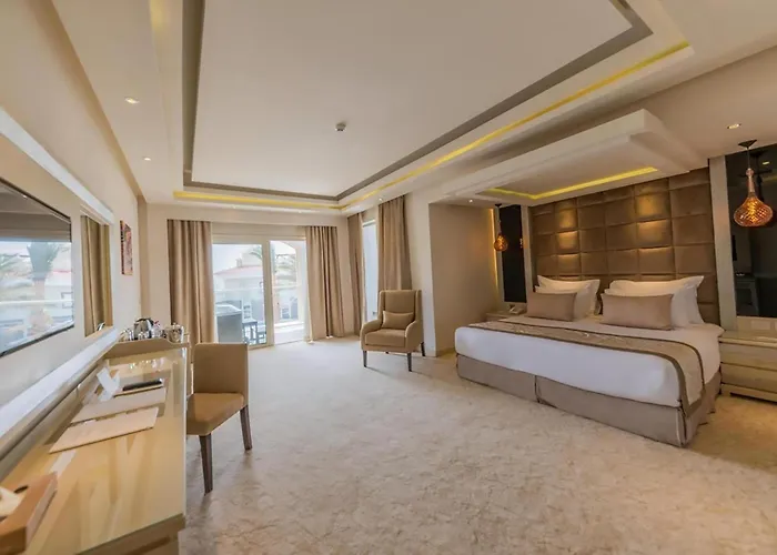 Deluxe King Room