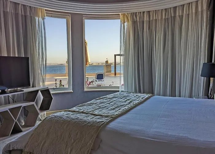 Royal King Suite