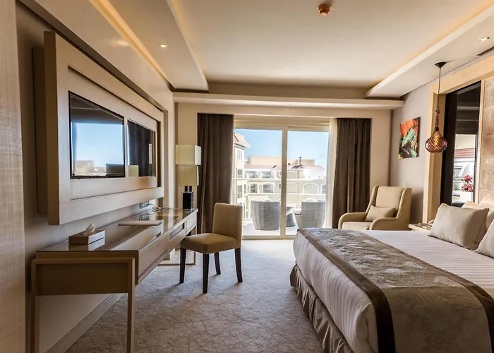Deluxe King Room