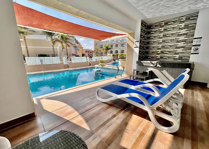 Pool Side King Suite